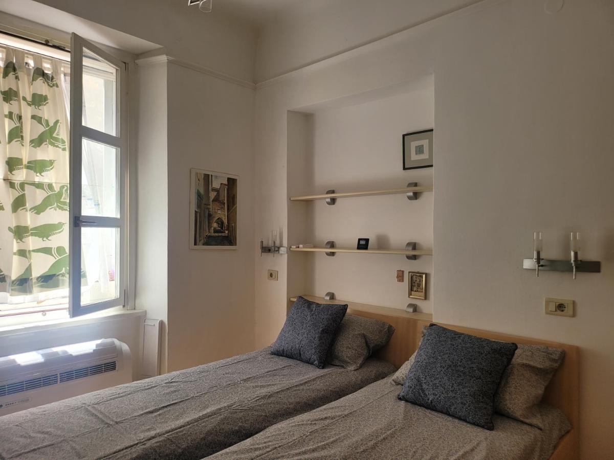 Studio Labirint Apartment *